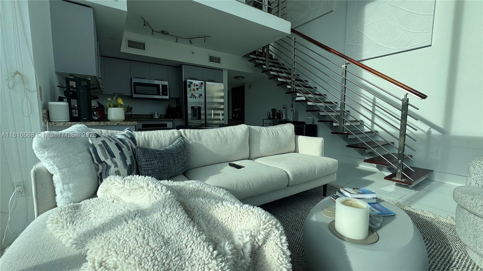 Condo for Sale in Miami, FL