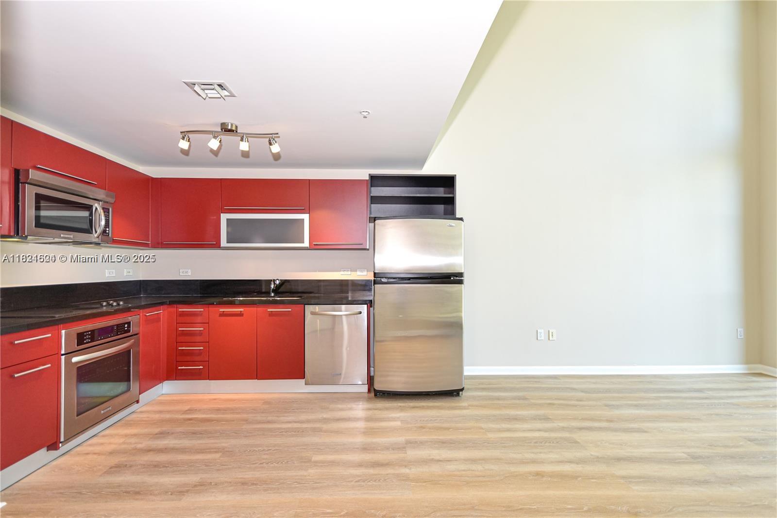 244 Biscayne Blvd #447, Miami FL 33132