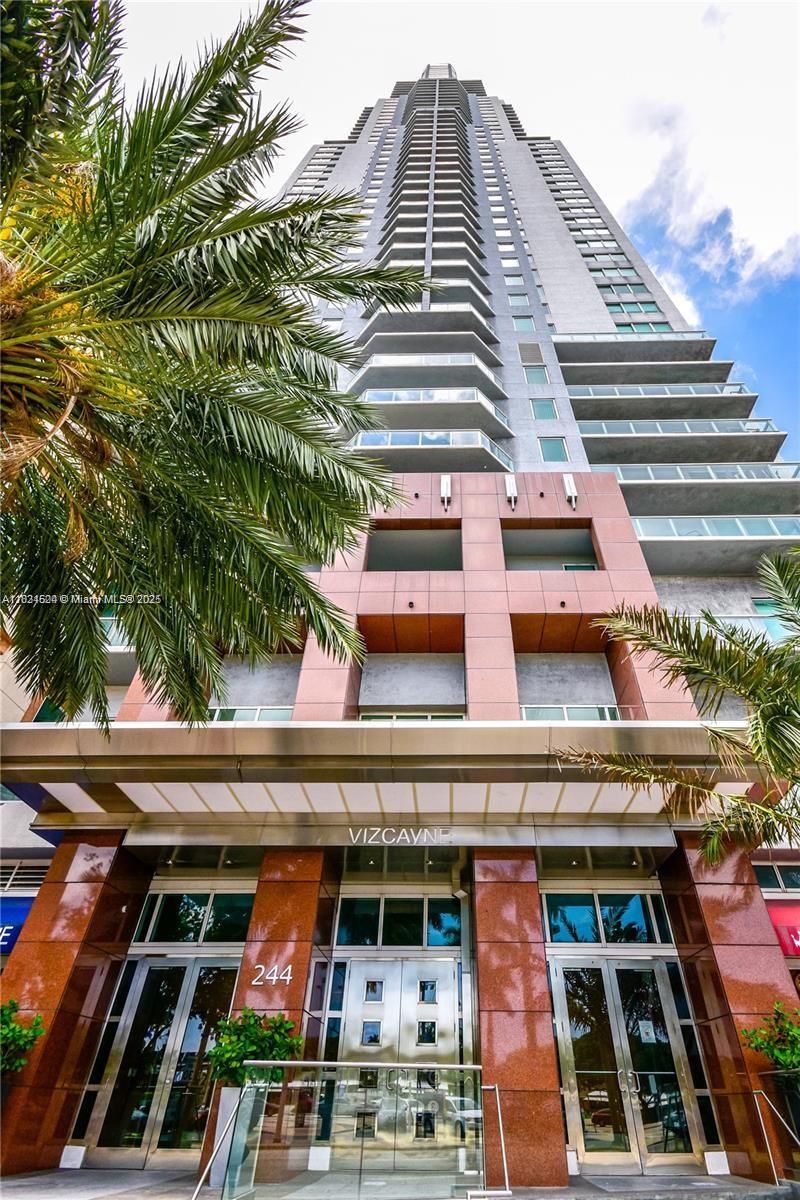 244 Biscayne Blvd #447, Miami FL 33132