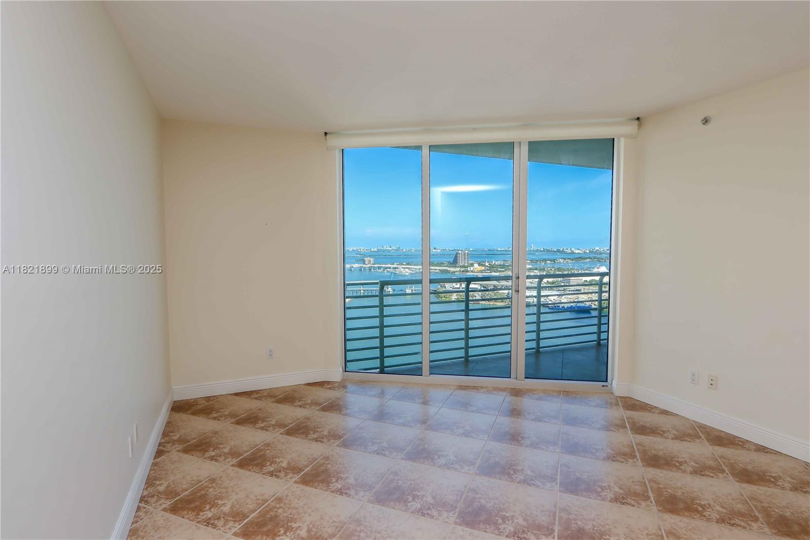 335 S Biscayne Blvd #3510, Miami FL 33131