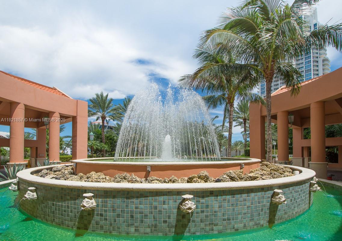 300 S Pointe Dr #1602, Miami Beach FL 33139