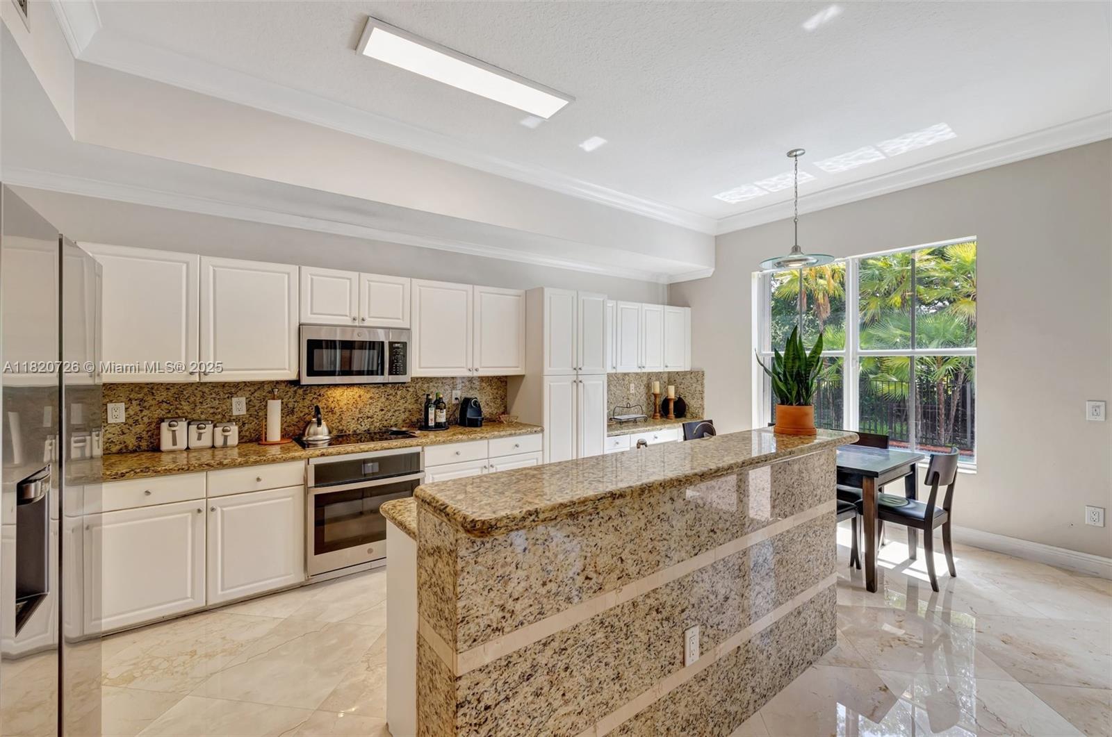 21235 NE 33rd Ave, Aventura, Florida image 27