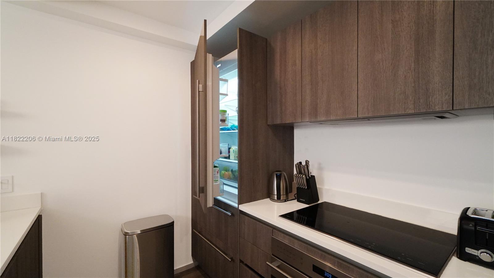 801 S Miami Ave #2506, Miami FL 33130