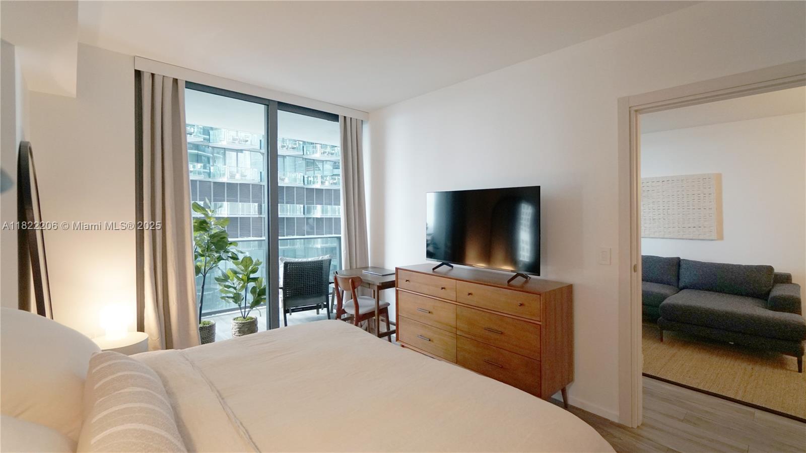 801 S Miami Ave #2506, Miami FL 33130