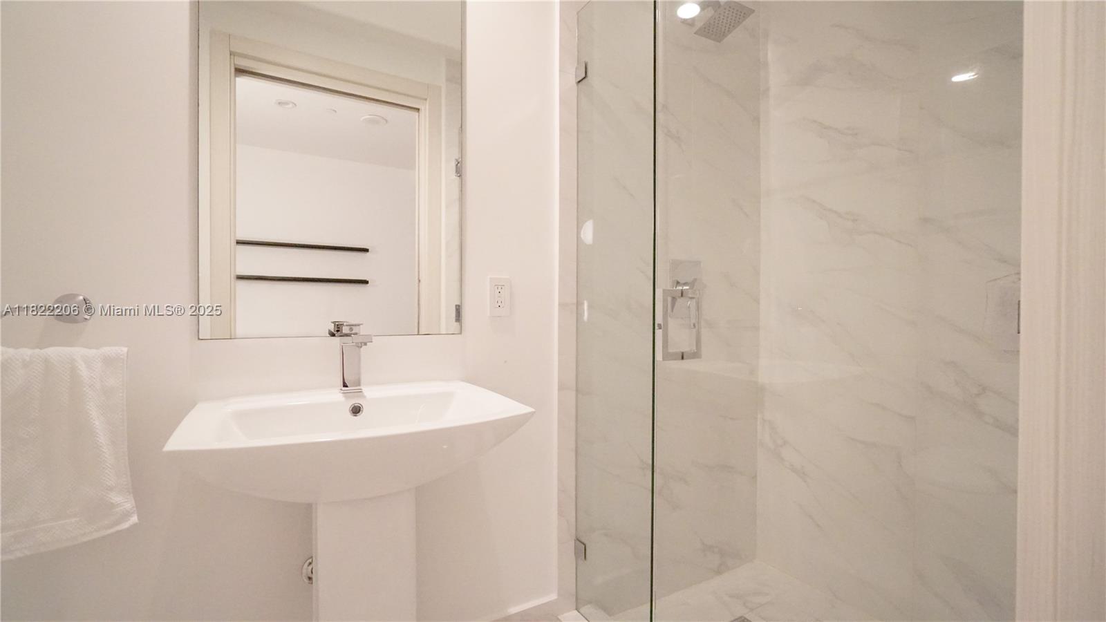801 S Miami Ave #2506, Miami FL 33130