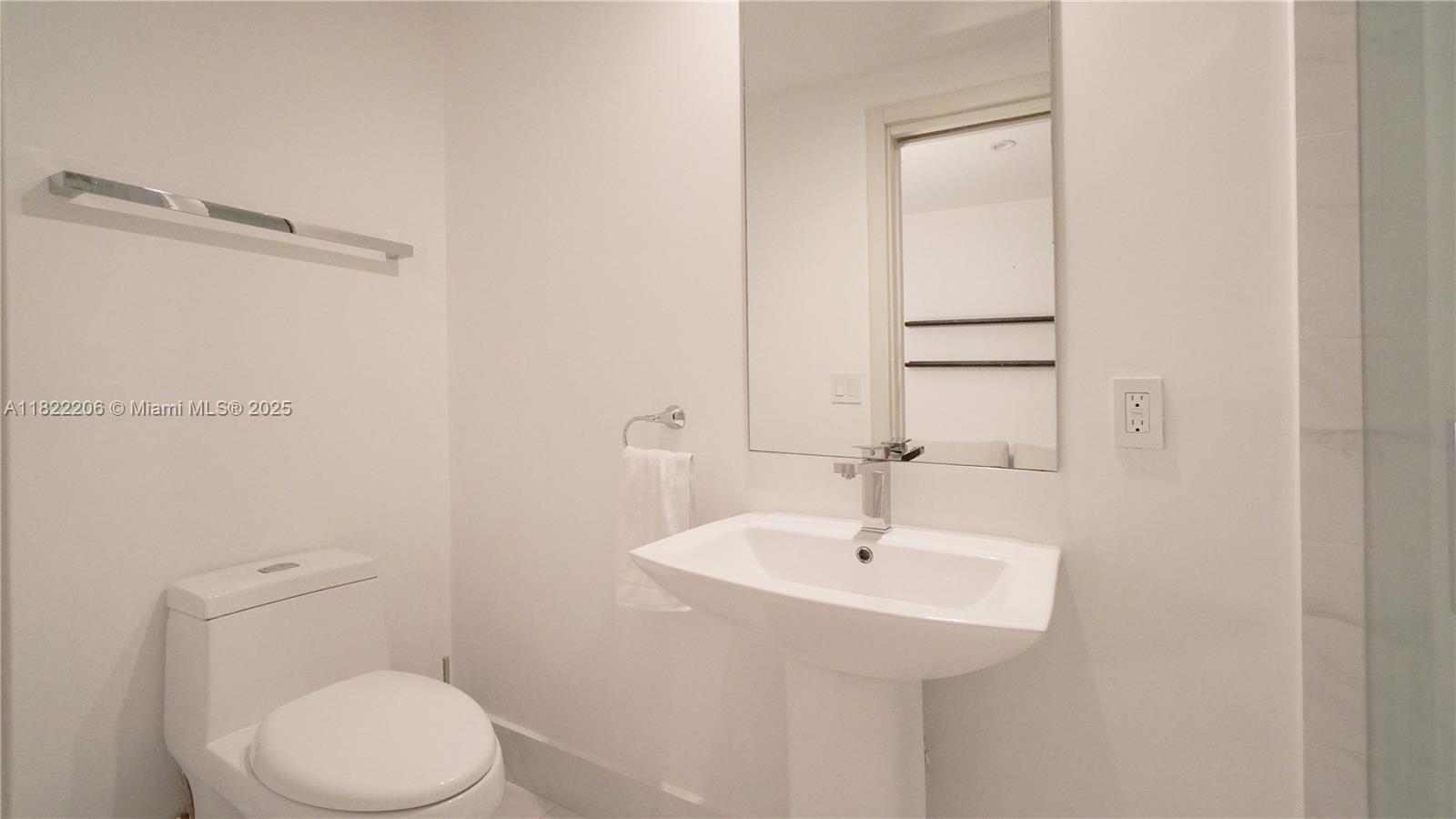 801 S Miami Ave #2506, Miami FL 33130