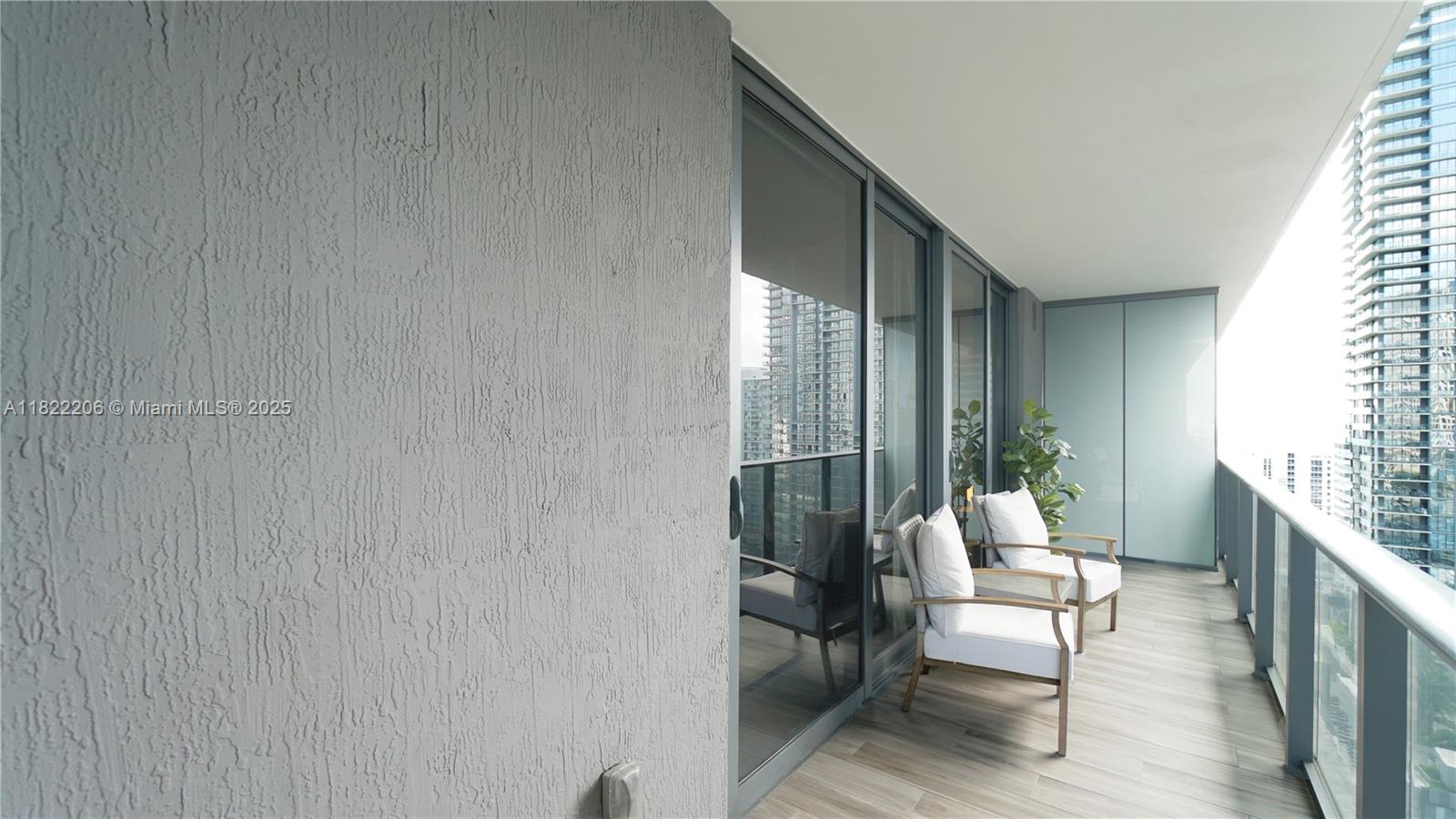 801 S Miami Ave #2506, Miami FL 33130