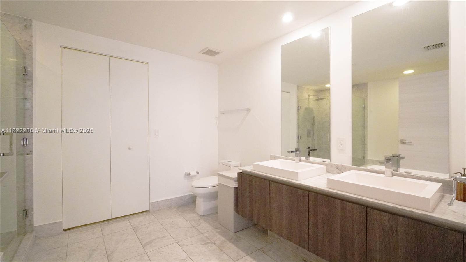 801 S Miami Ave #2506, Miami FL 33130