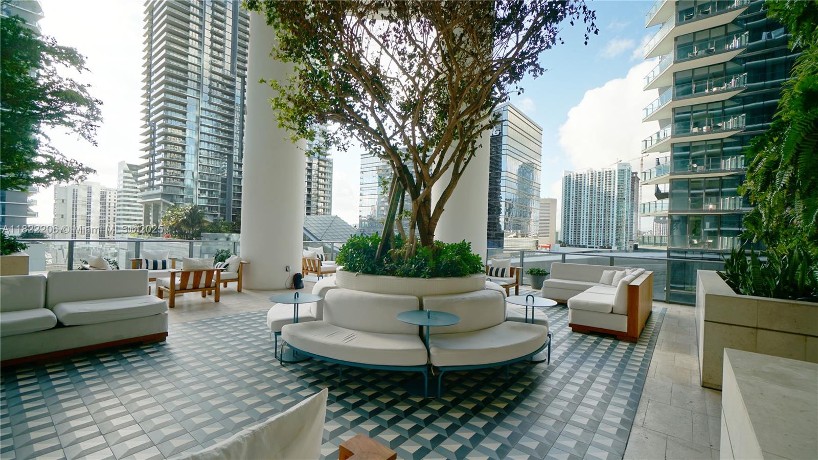 801 S Miami Ave #2506, Miami FL 33130
