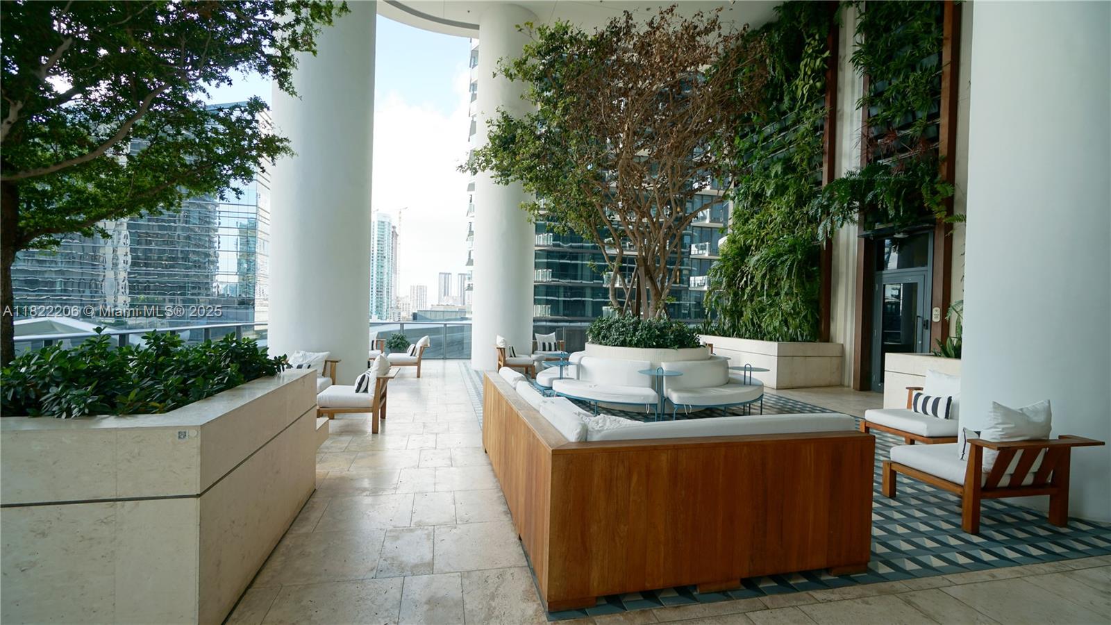 801 S Miami Ave #2506, Miami FL 33130