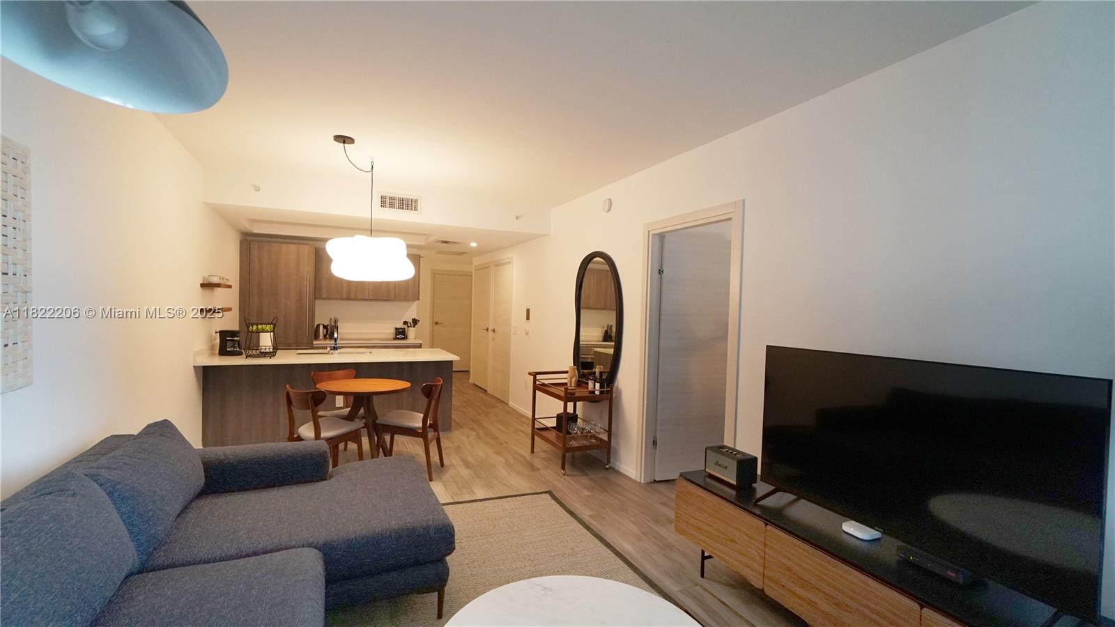801 S Miami Ave #2506, Miami FL 33130