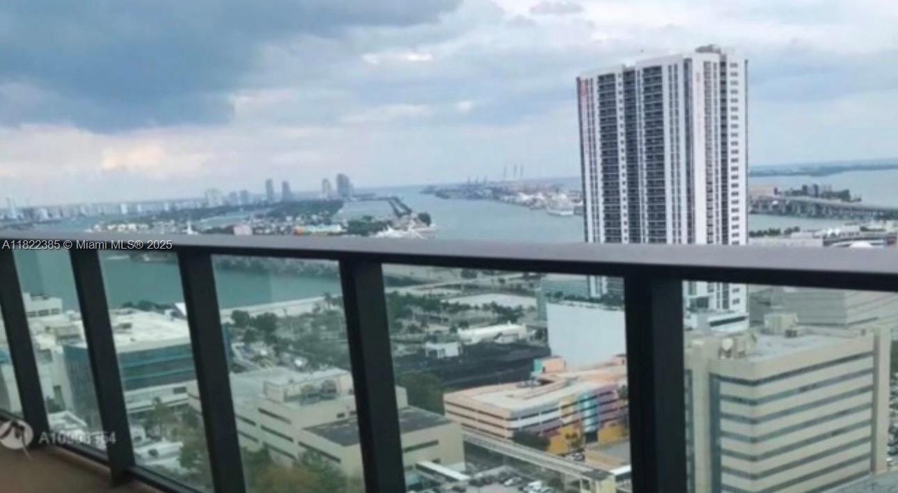 Condo for Rent in Miami, FL