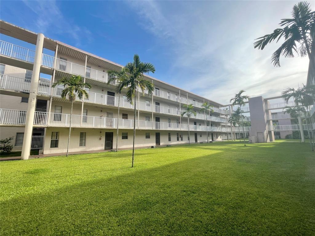 Brookfield Square Condo