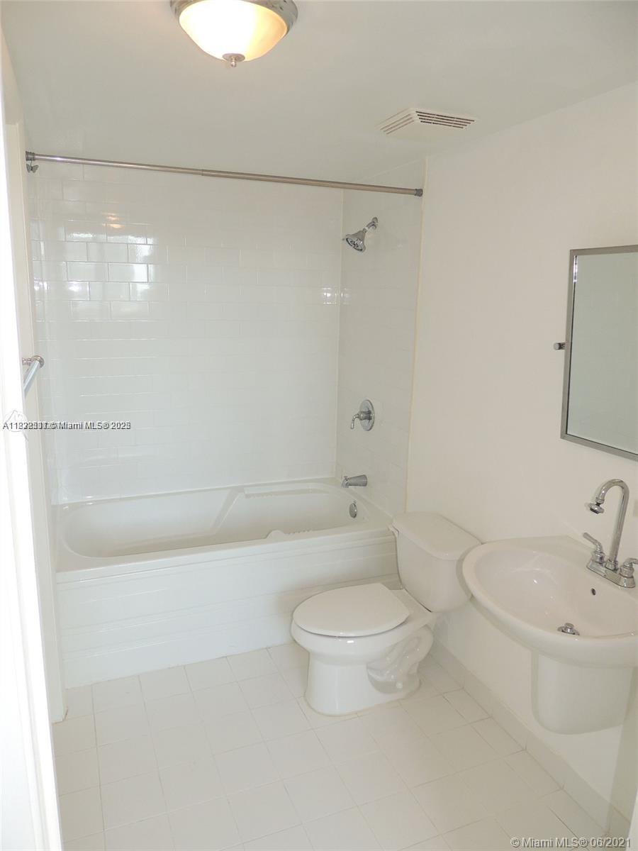 690 SW 1st Ct #1825, Miami FL 33130