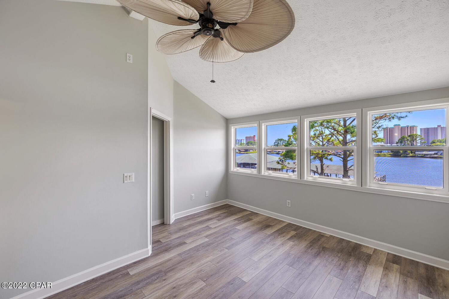 Image 23 For 7813 Lagoon Drive 8d