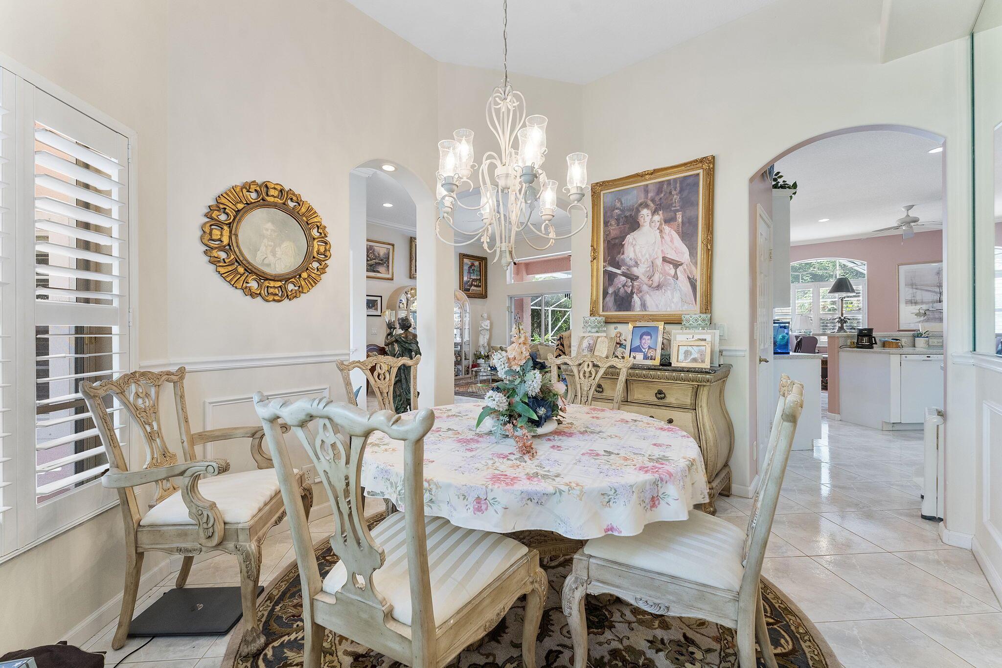 Image to showcase the property located at 554 N Cypress Drive