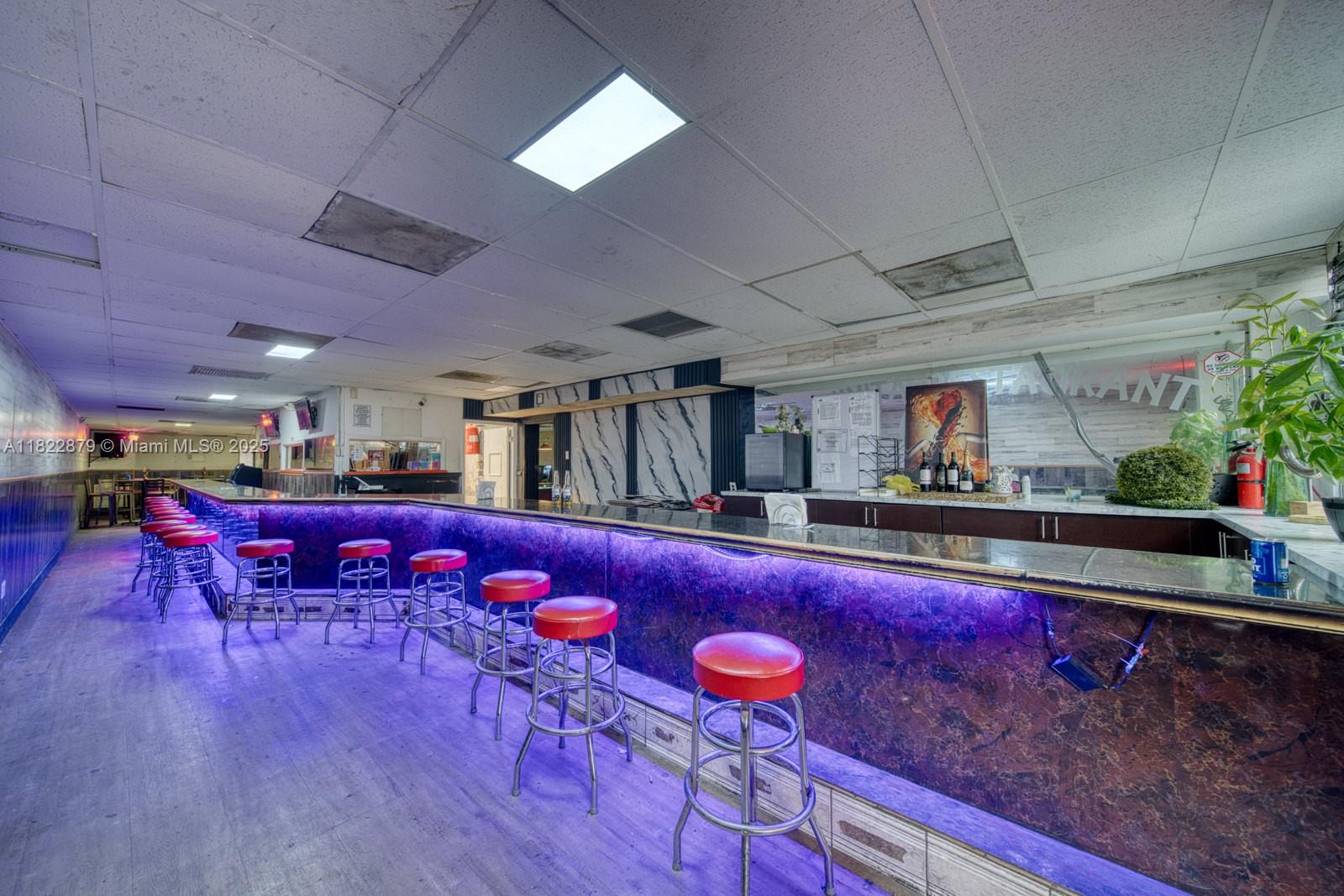 Industrial Warehouse Kitchen & Cafeteria For Sale  In Hialeah