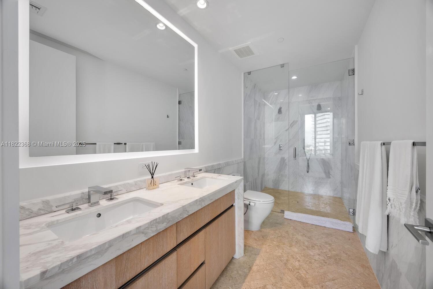 2831 S Bayshore Dr #1005, Miami FL 33133