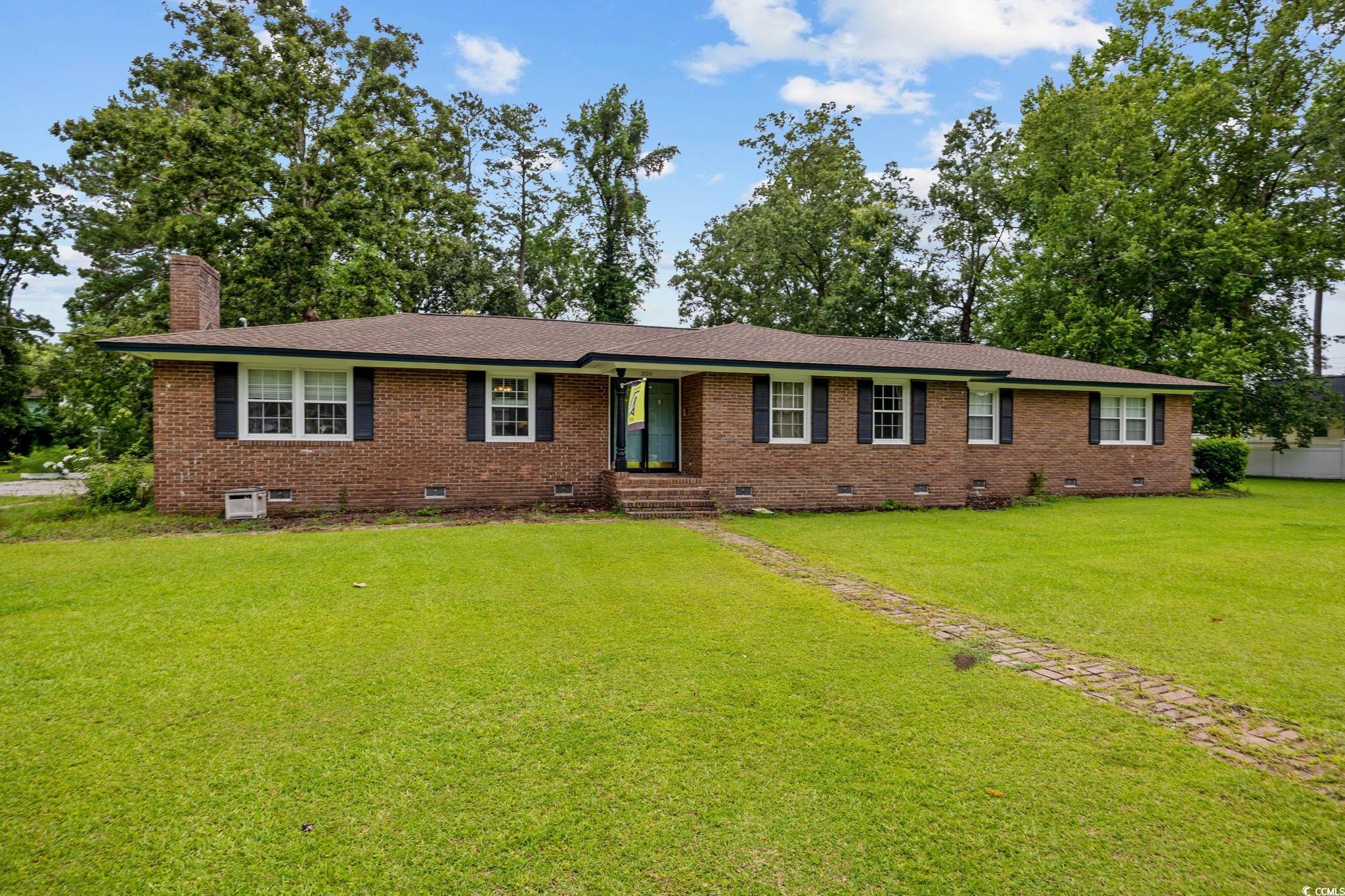 300 Crescent Dr. Conway, SC 29526