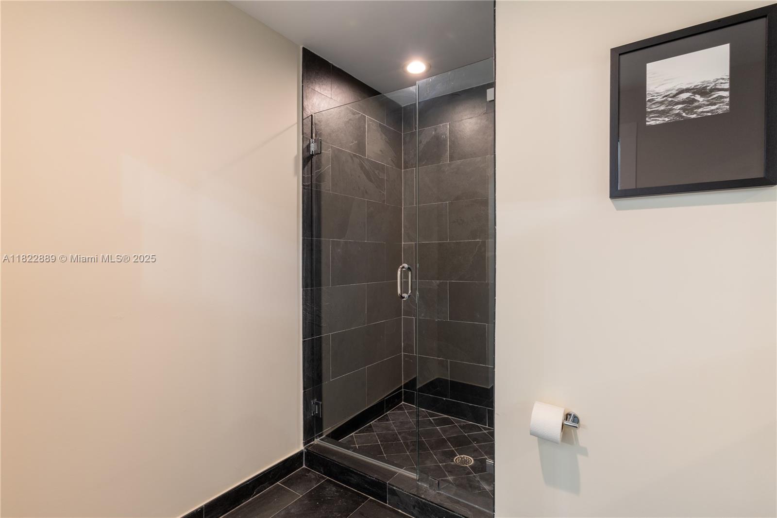 900 Biscayne Blvd #2210, Miami FL 33132