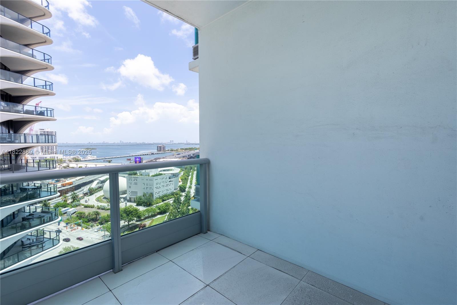 900 Biscayne Blvd #2210, Miami FL 33132