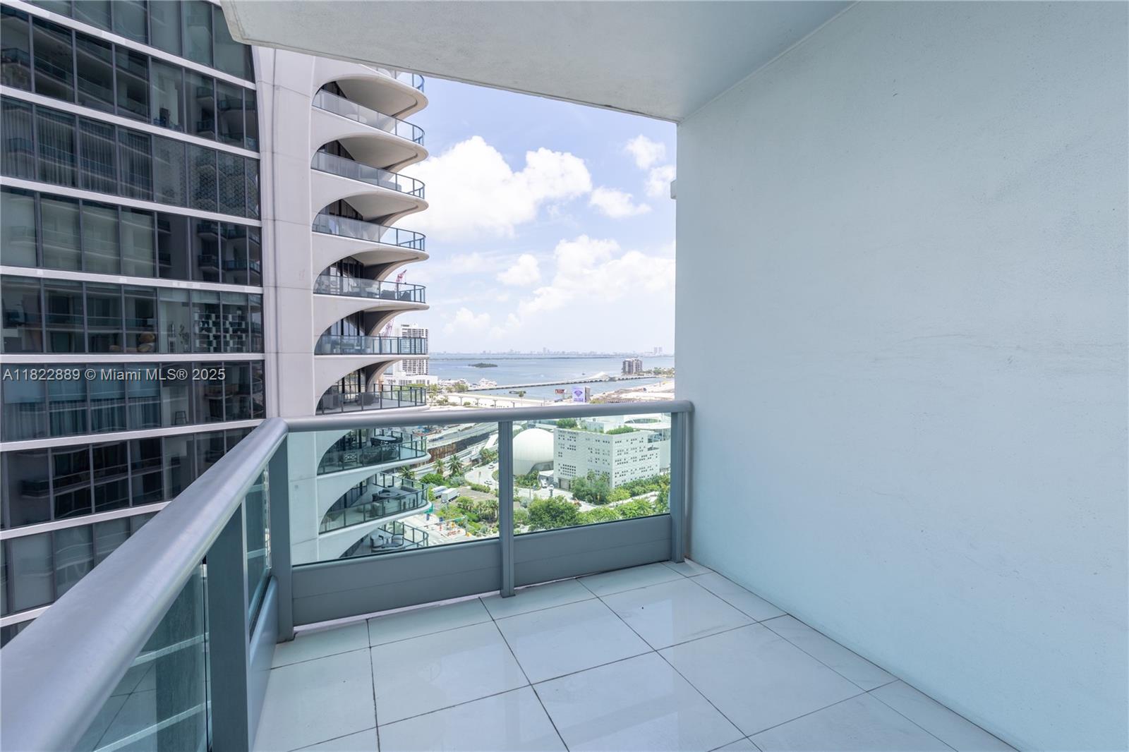 900 Biscayne Blvd #2210, Miami FL 33132