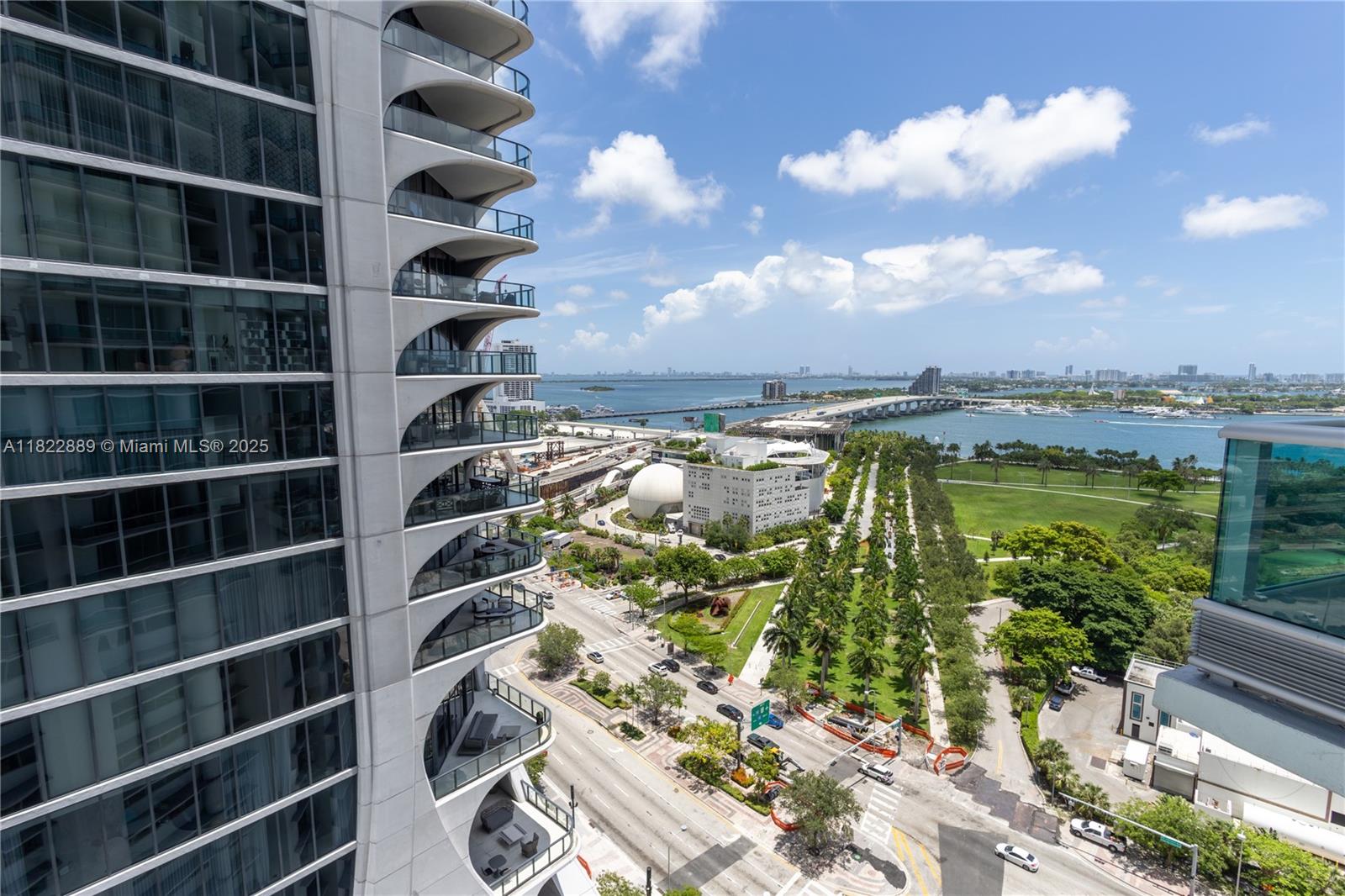 900 Biscayne Blvd #2210, Miami FL 33132