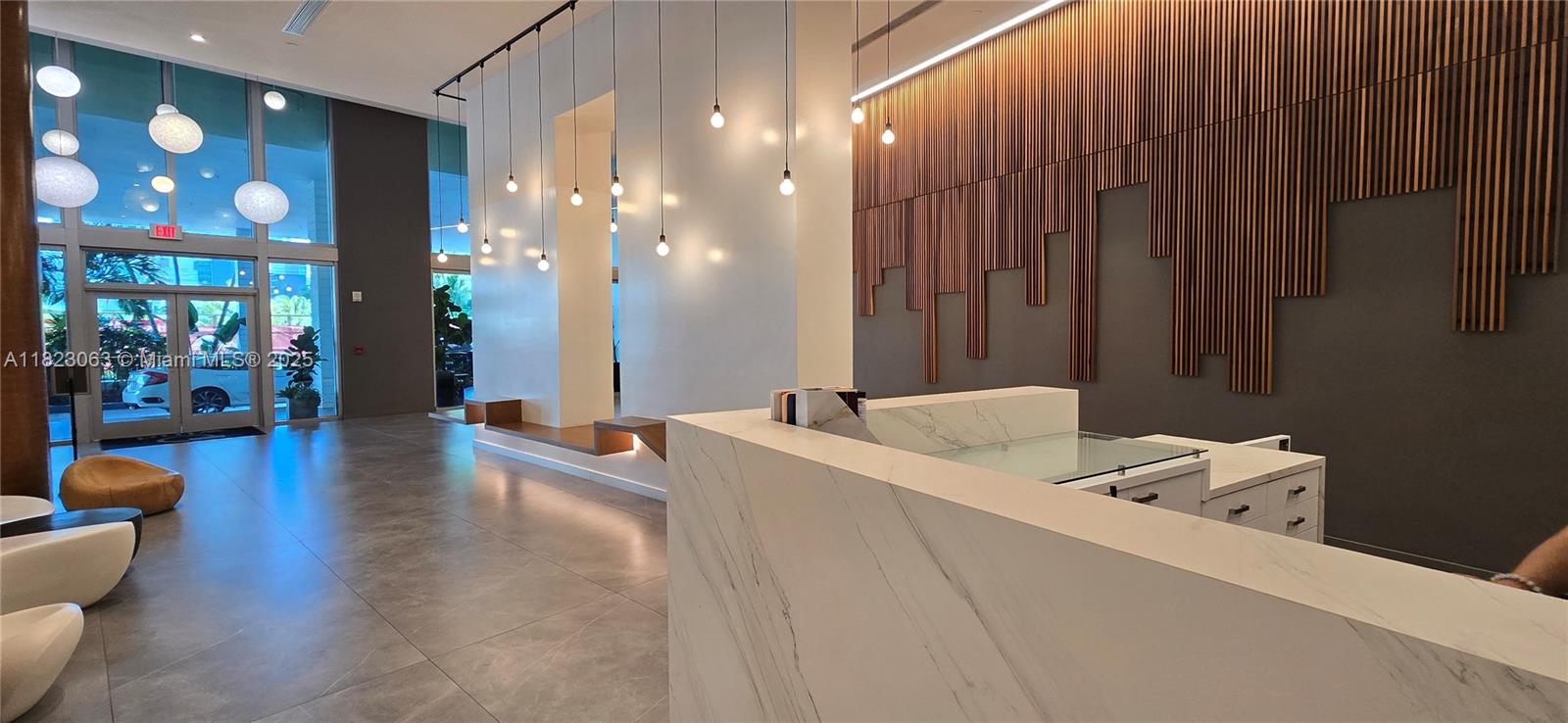 350 S Miami Ave #3411, Miami FL 33130
