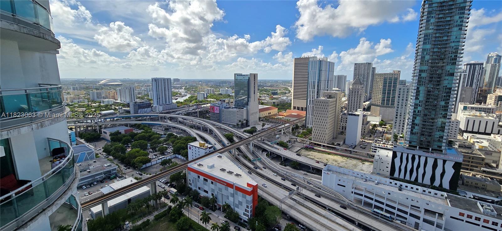 350 S Miami Ave #3411, Miami FL 33130