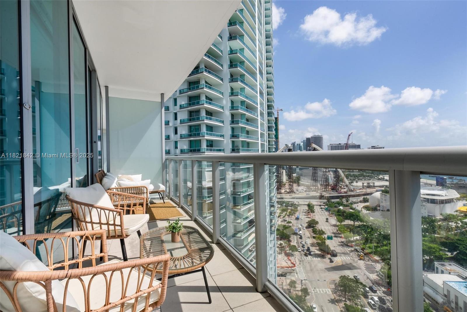 888 Biscayne Blvd #2510, Miami FL 33132