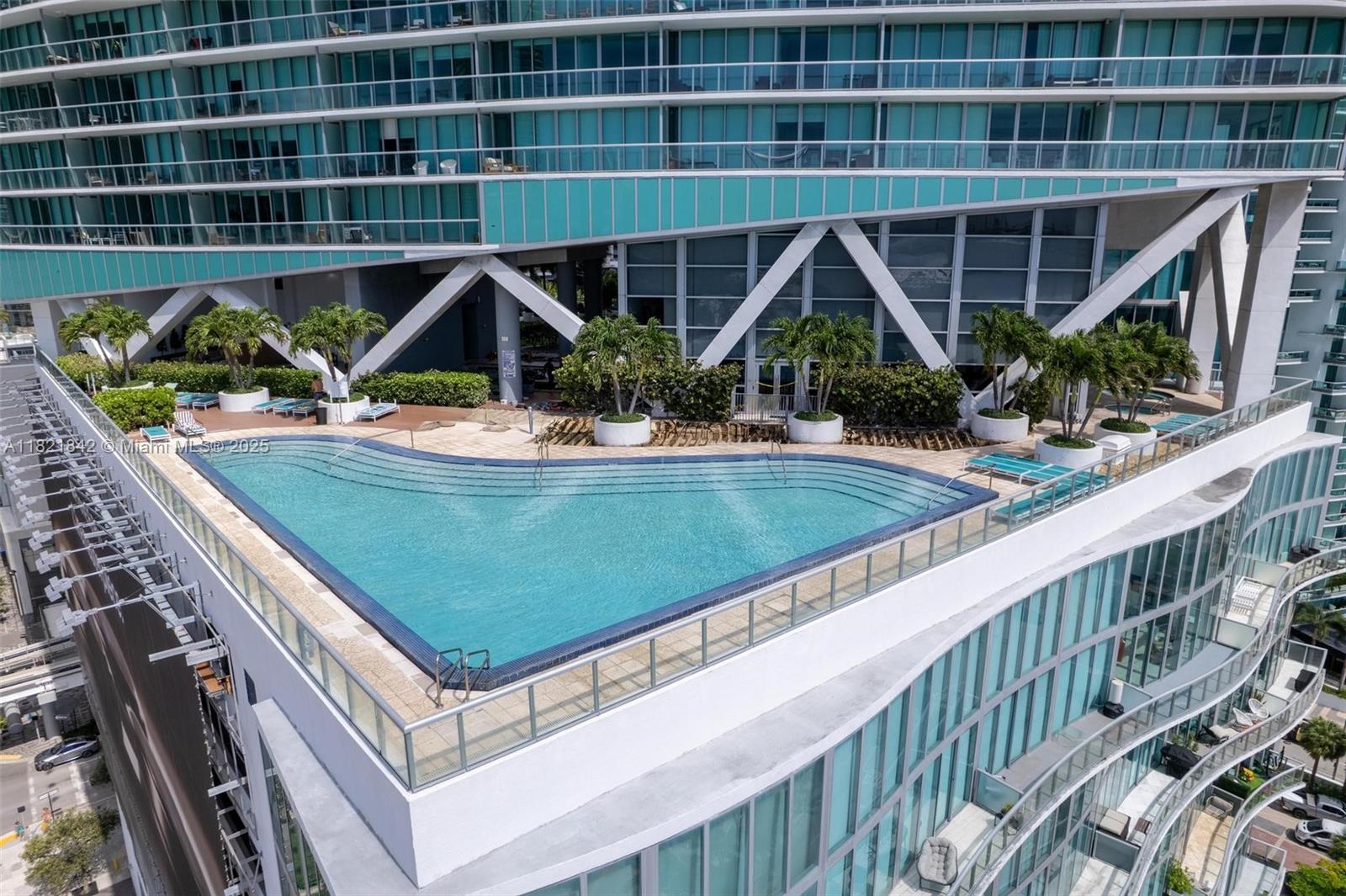 888 Biscayne Blvd #2510, Miami FL 33132