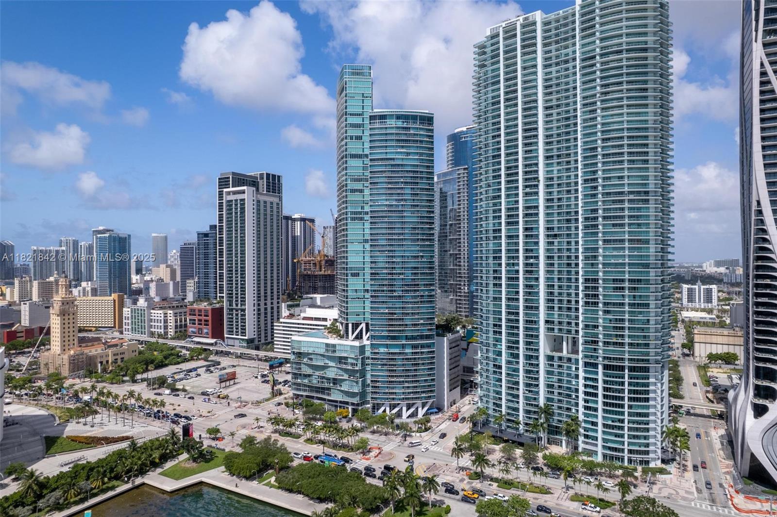 888 Biscayne Blvd #2510, Miami FL 33132