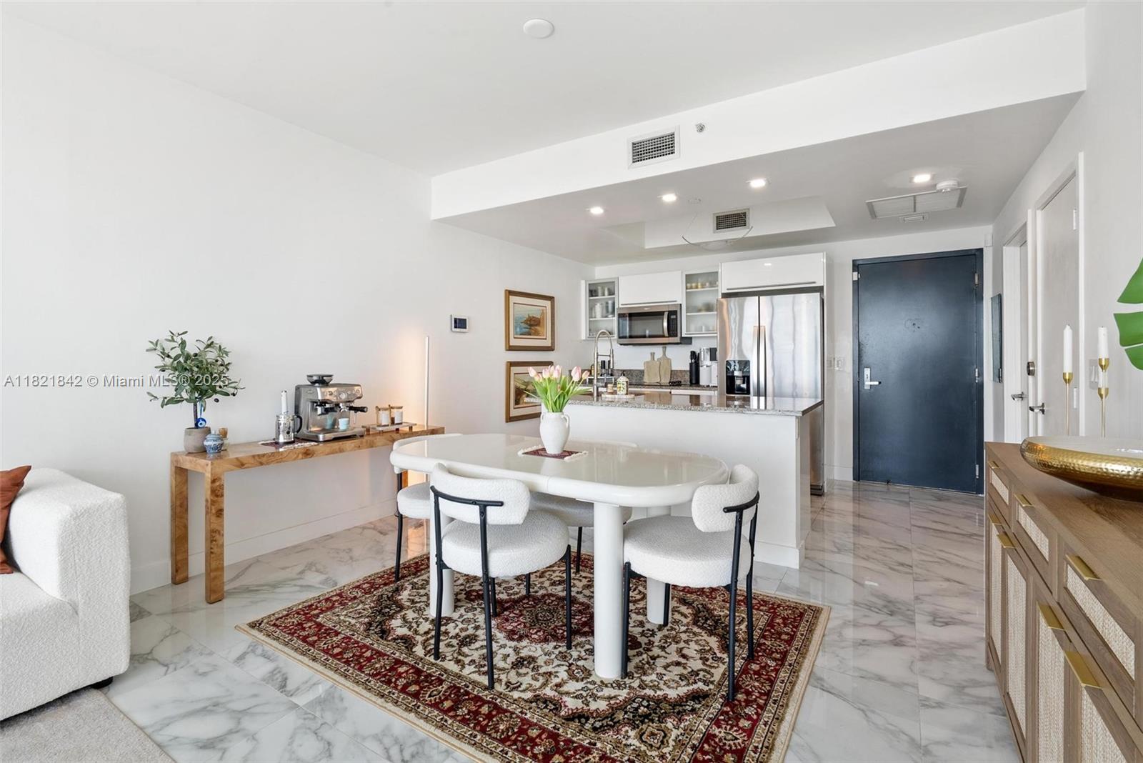 888 Biscayne Blvd #2510, Miami FL 33132