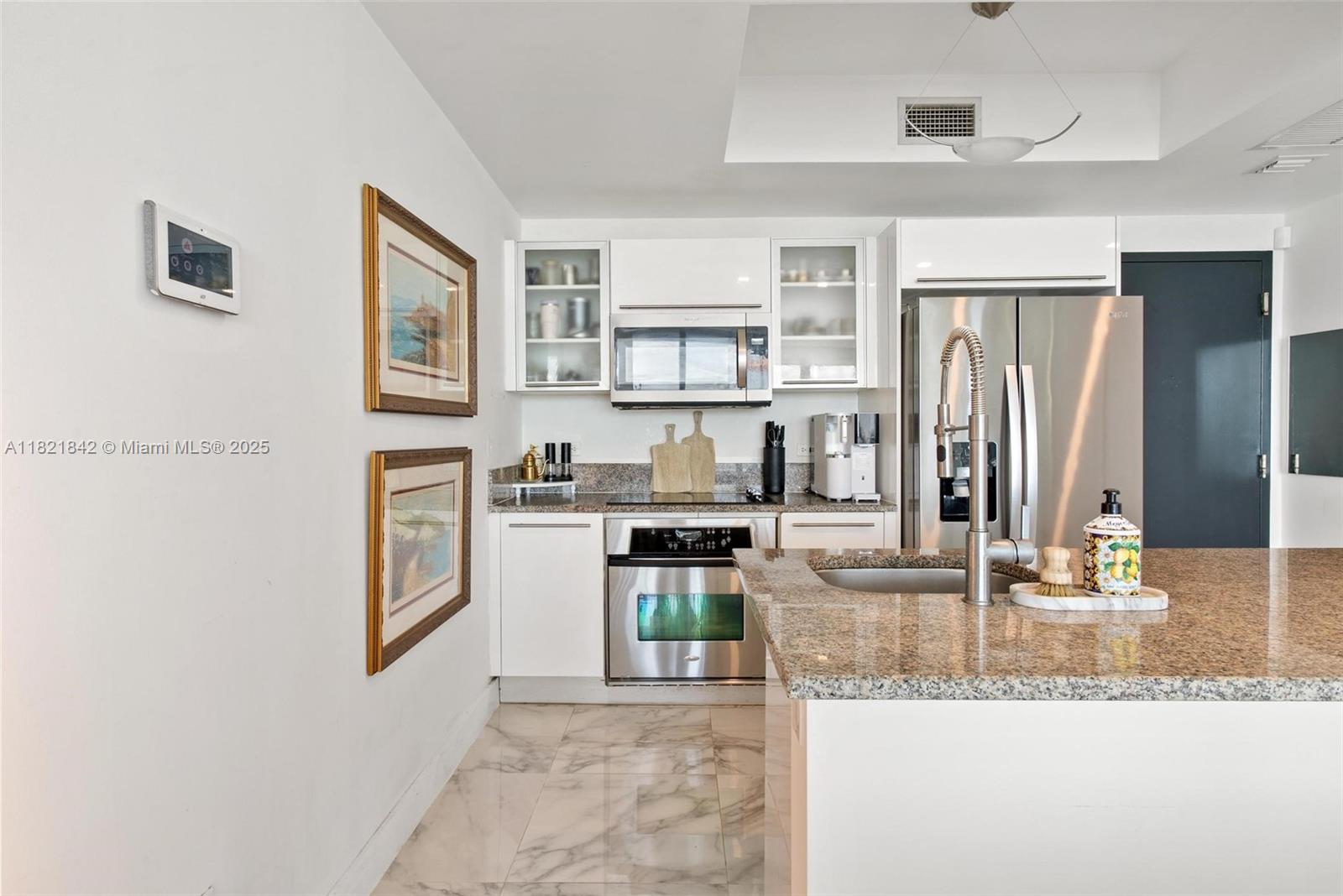 888 Biscayne Blvd #2510, Miami FL 33132
