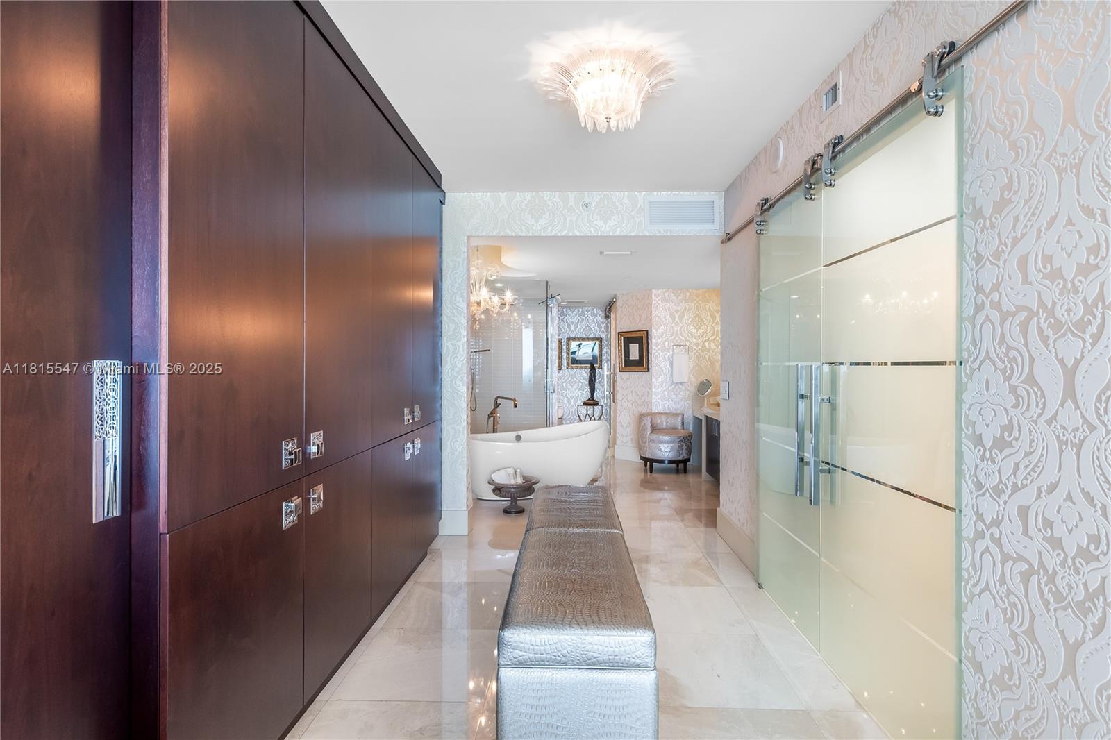 1331 Brickell Bay Dr #2305, Miami FL 33131