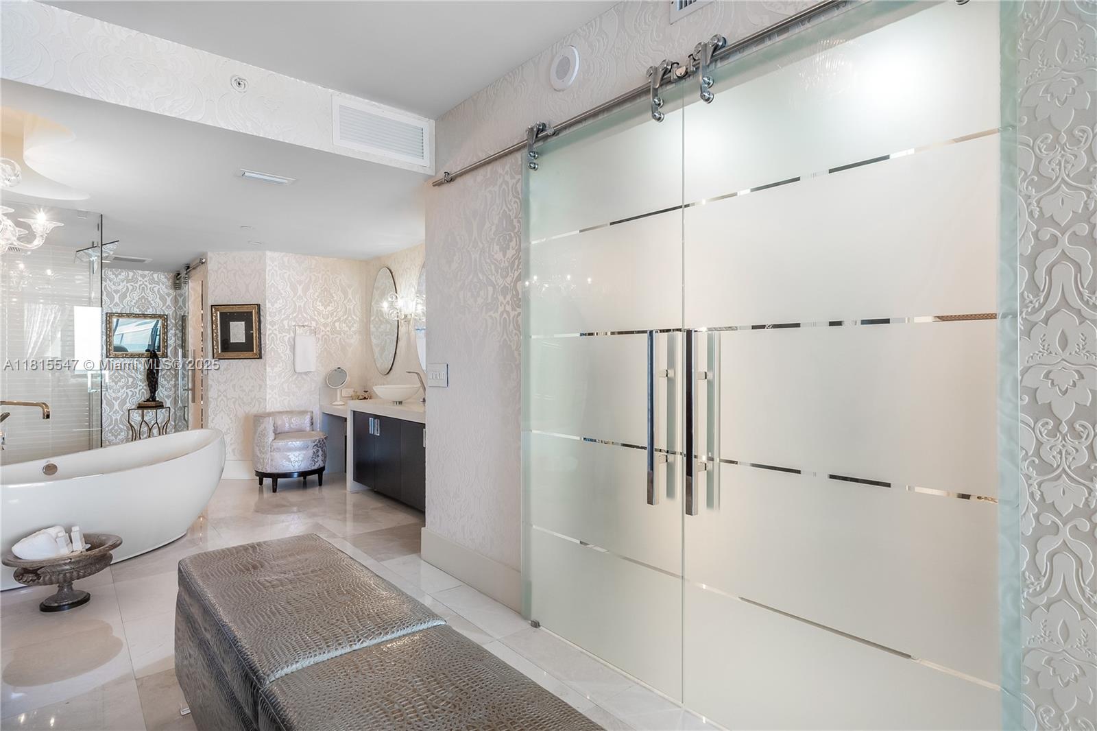 1331 Brickell Bay Dr #2305, Miami FL 33131