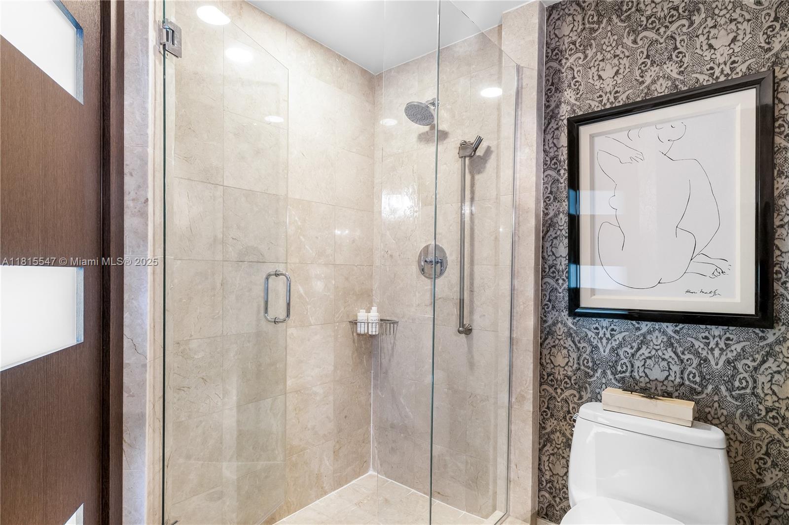 1331 Brickell Bay Dr #2305, Miami FL 33131