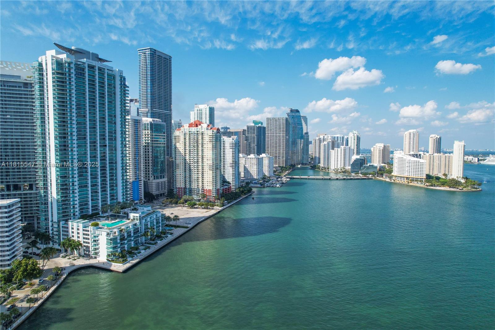 1331 Brickell Bay Dr #2305, Miami FL 33131