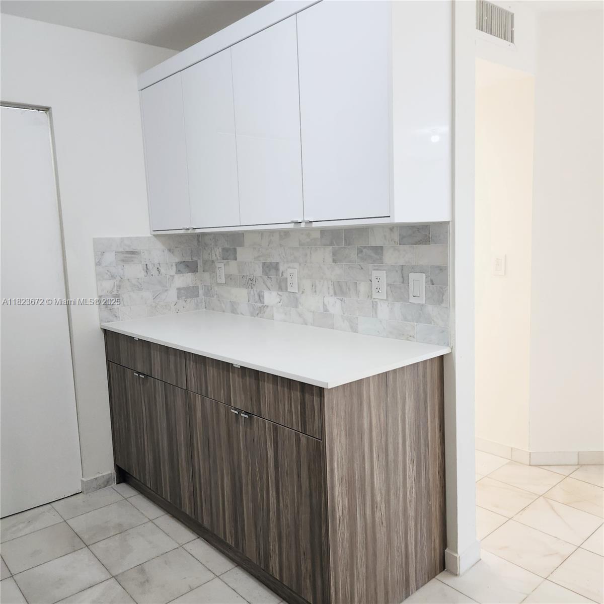 Aventura FL 33180 - A11823672