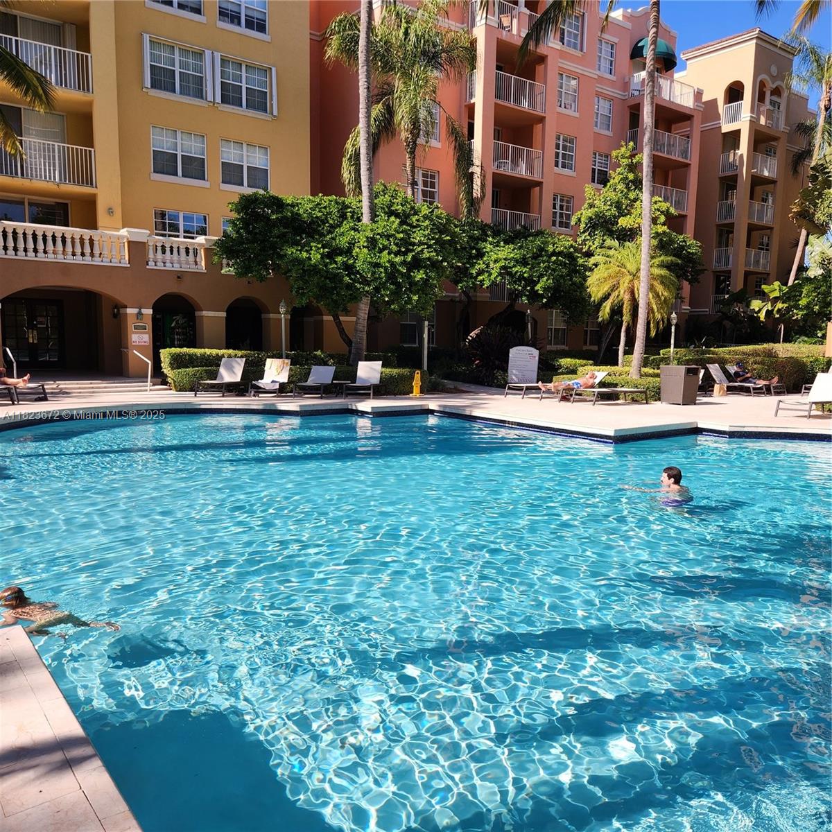 Aventura FL 33180 - A11823672