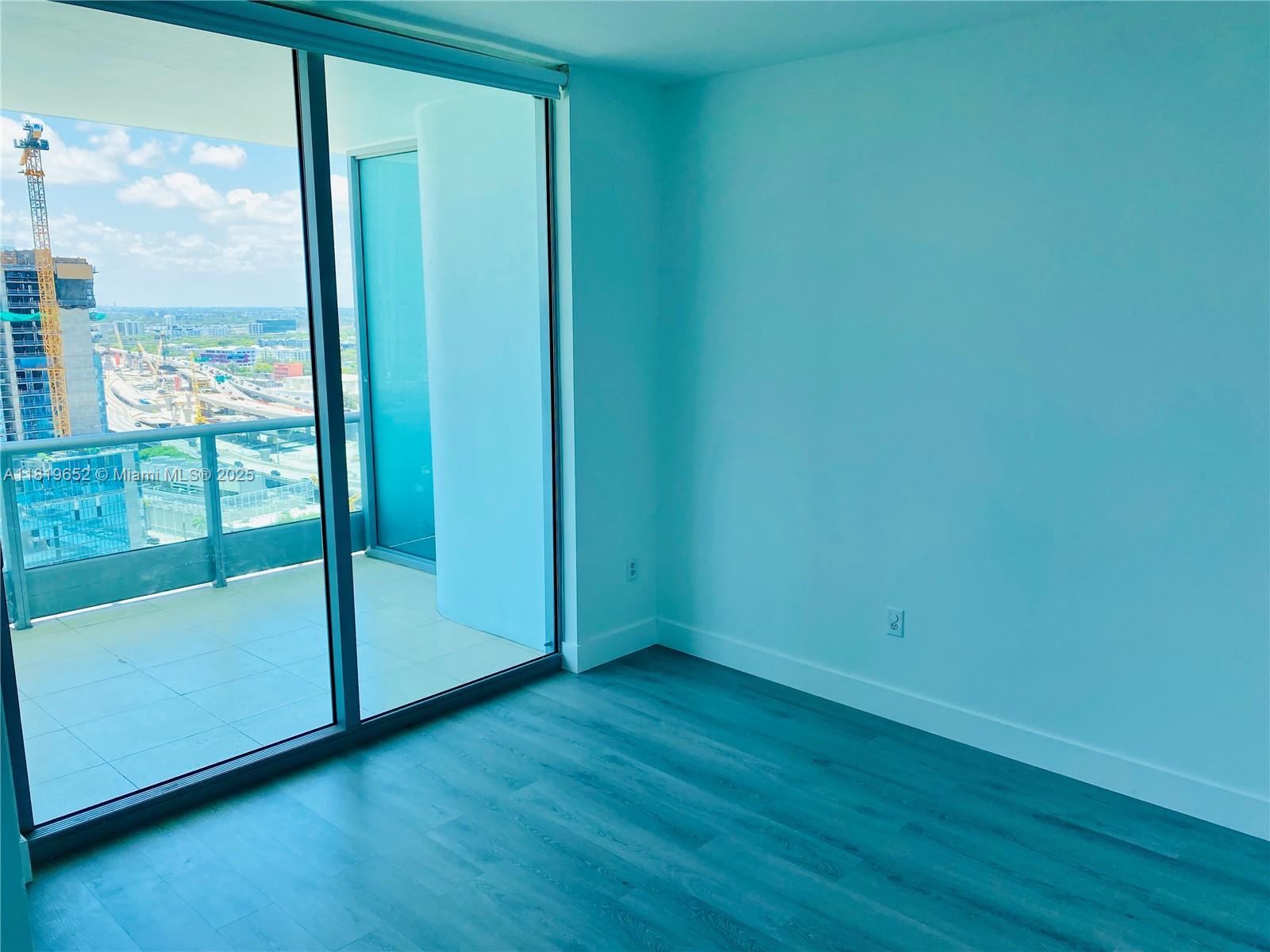 900 Biscayne Blvd #2609, Miami FL 33132