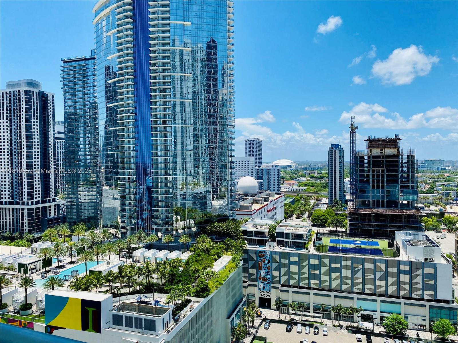900 Biscayne Blvd #2609, Miami FL 33132