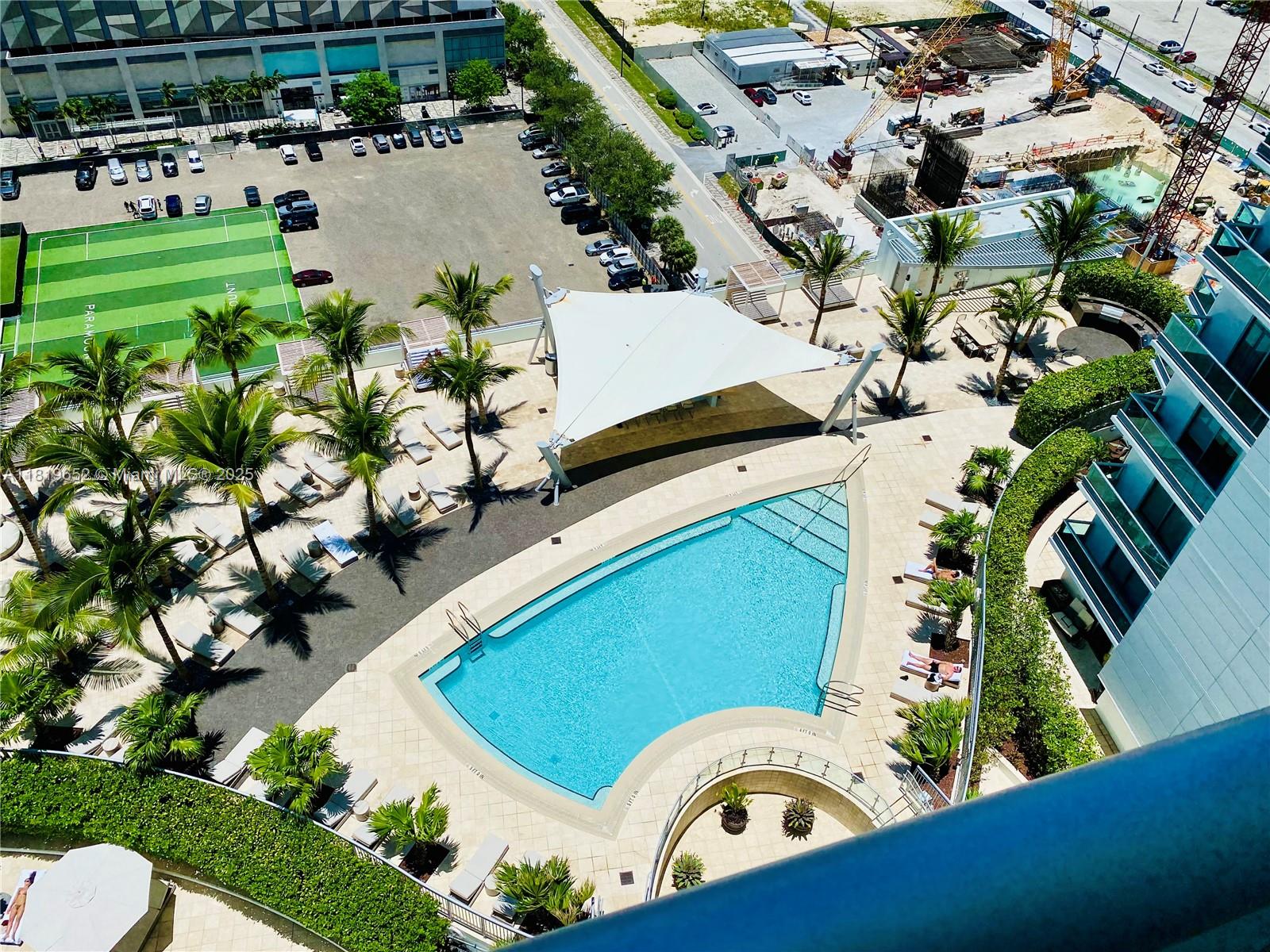 900 Biscayne Blvd #2609, Miami FL 33132