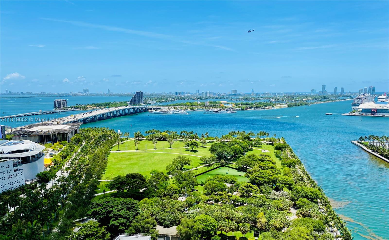 900 Biscayne Blvd #2609, Miami FL 33132