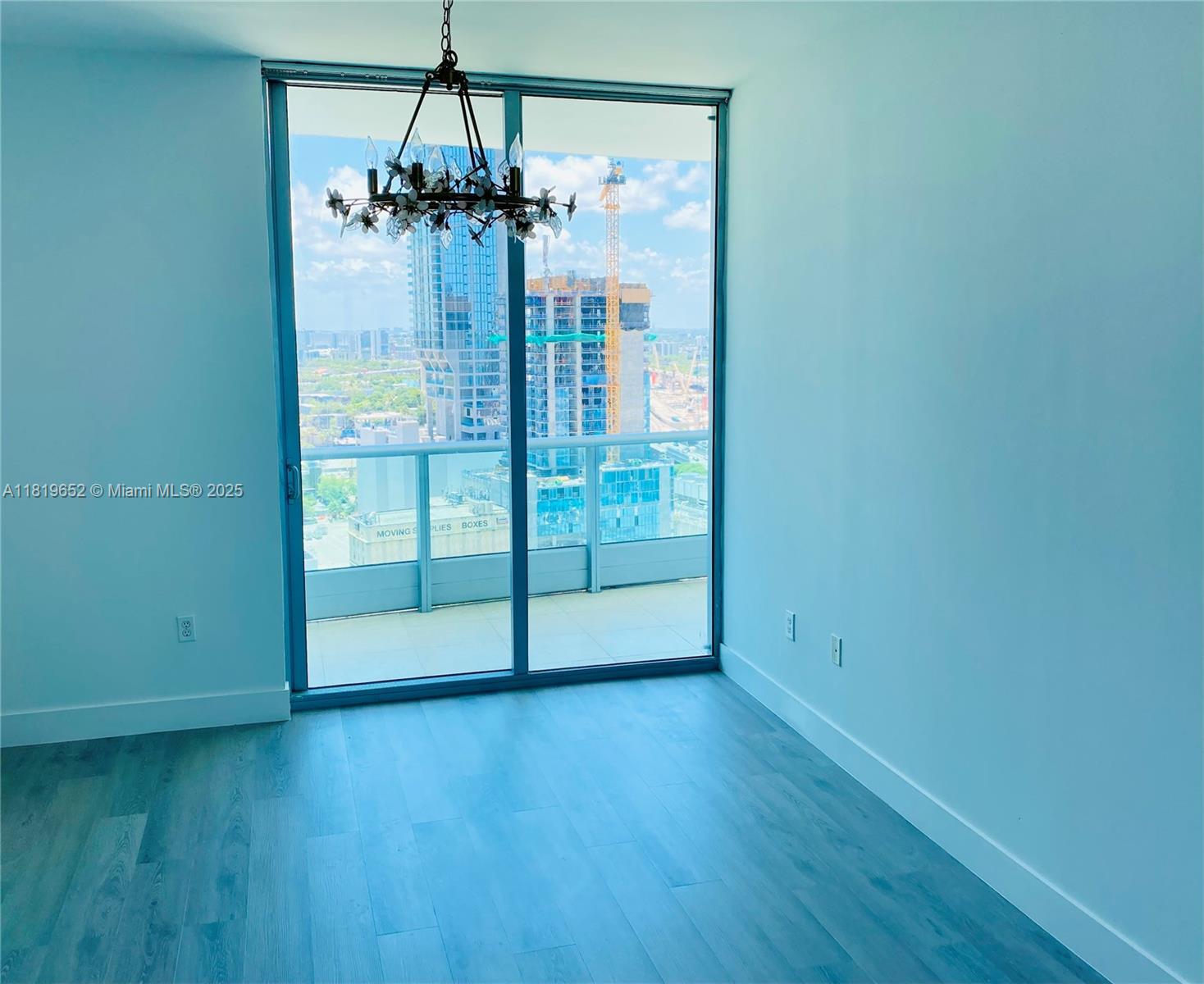 900 Biscayne Blvd #2609, Miami FL 33132