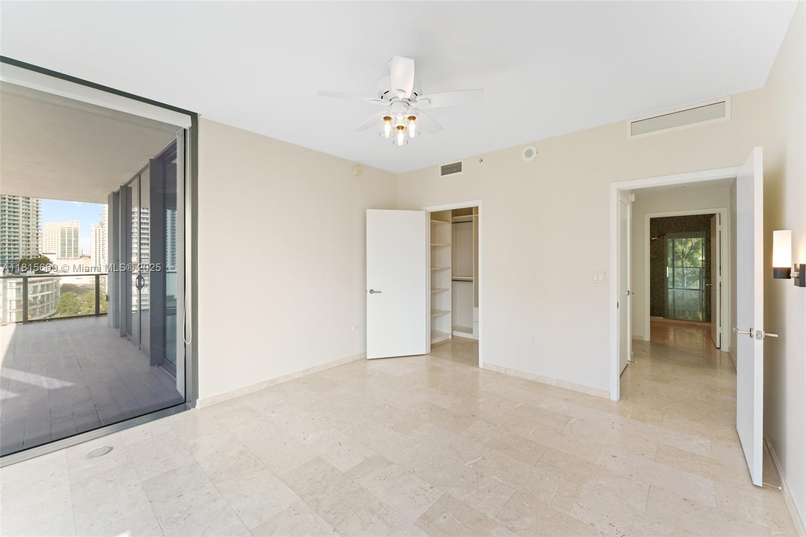 88 SW 7th St #712, Miami FL 33130
