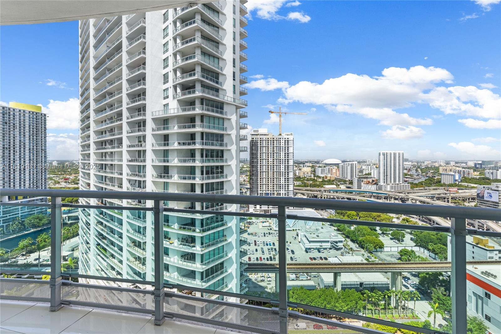 350 S Miami Ave #2815, Miami FL 33130