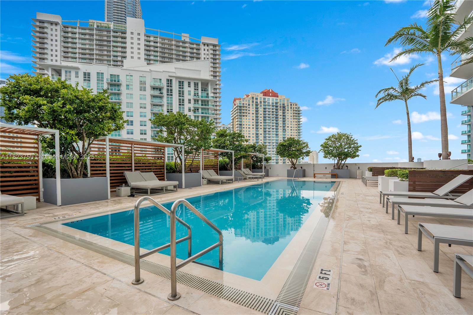 1300 Brickell Bay Dr #3904, Miami FL 33131