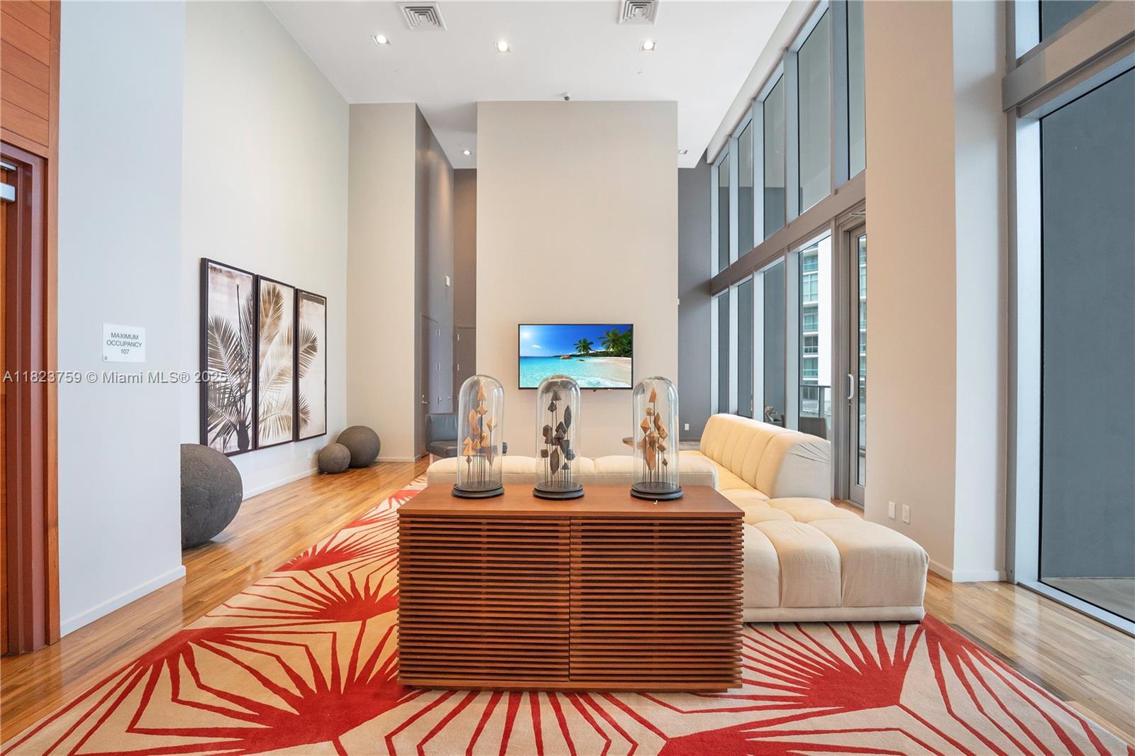 1300 Brickell Bay Dr #3904, Miami FL 33131