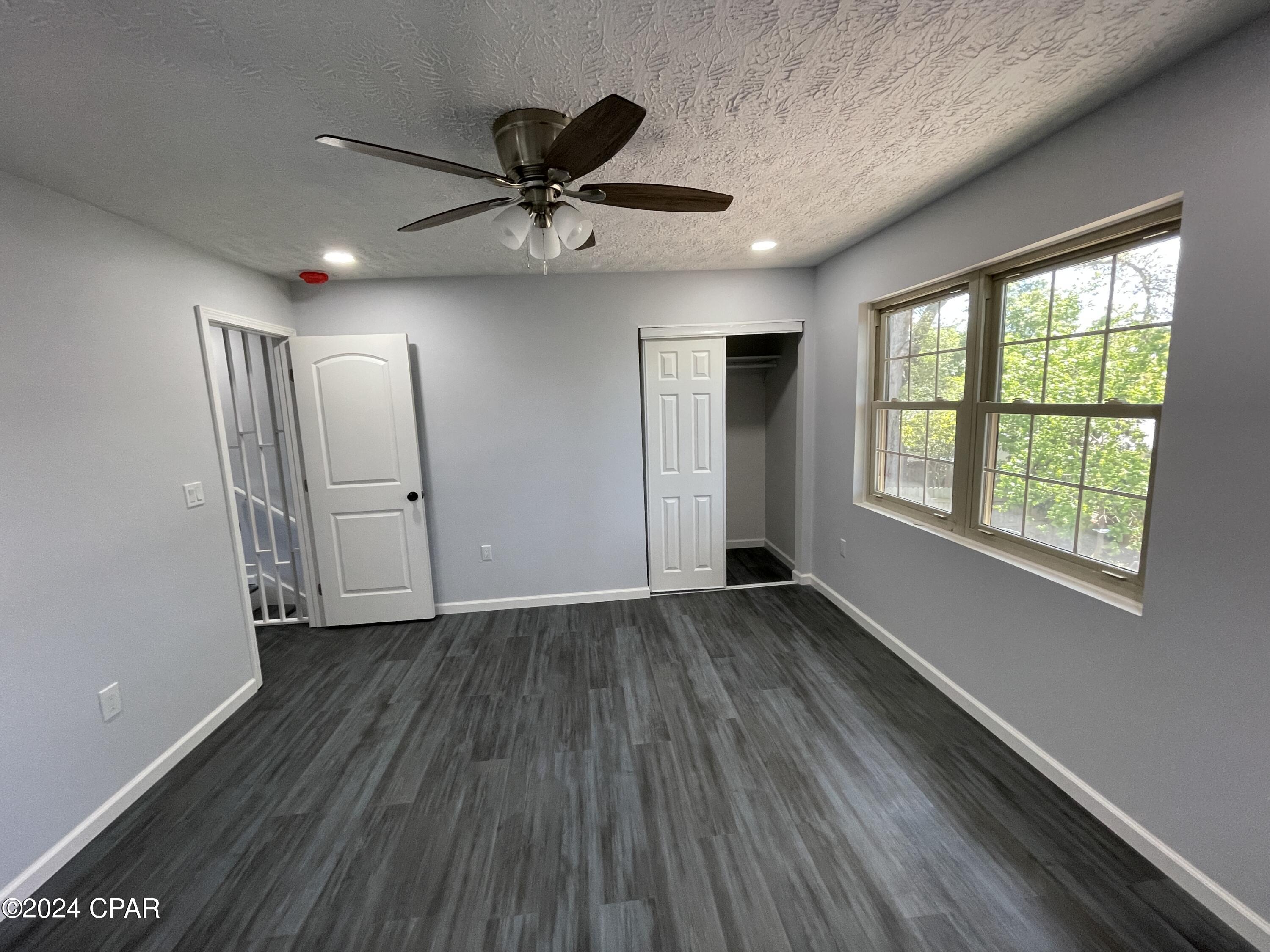 Image 12 For 112 Parker Village Circle